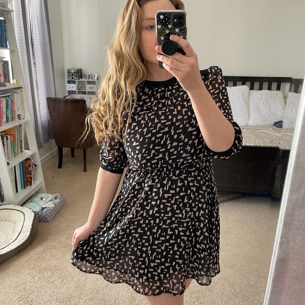 Black & Beige long sleeve dress
